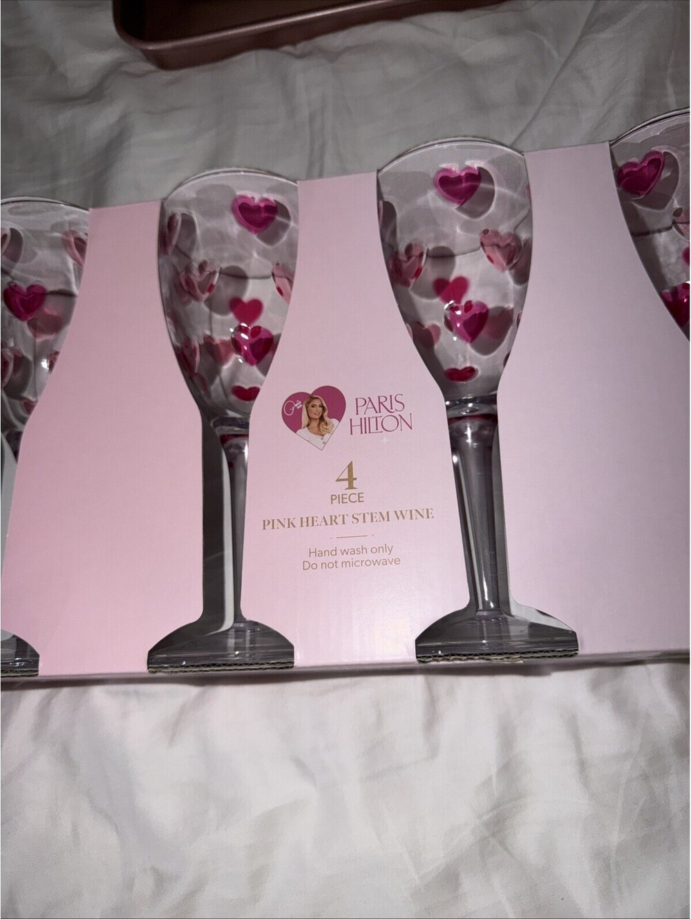 Paris Hilton  Pink Heart Stem Wine  cups Set 4 Piece plastic ware